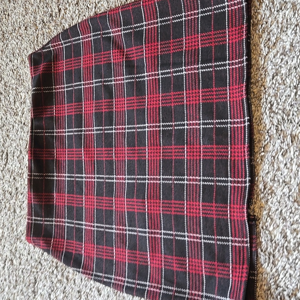 Plaid Mini Skirt - Picture 4 of 4